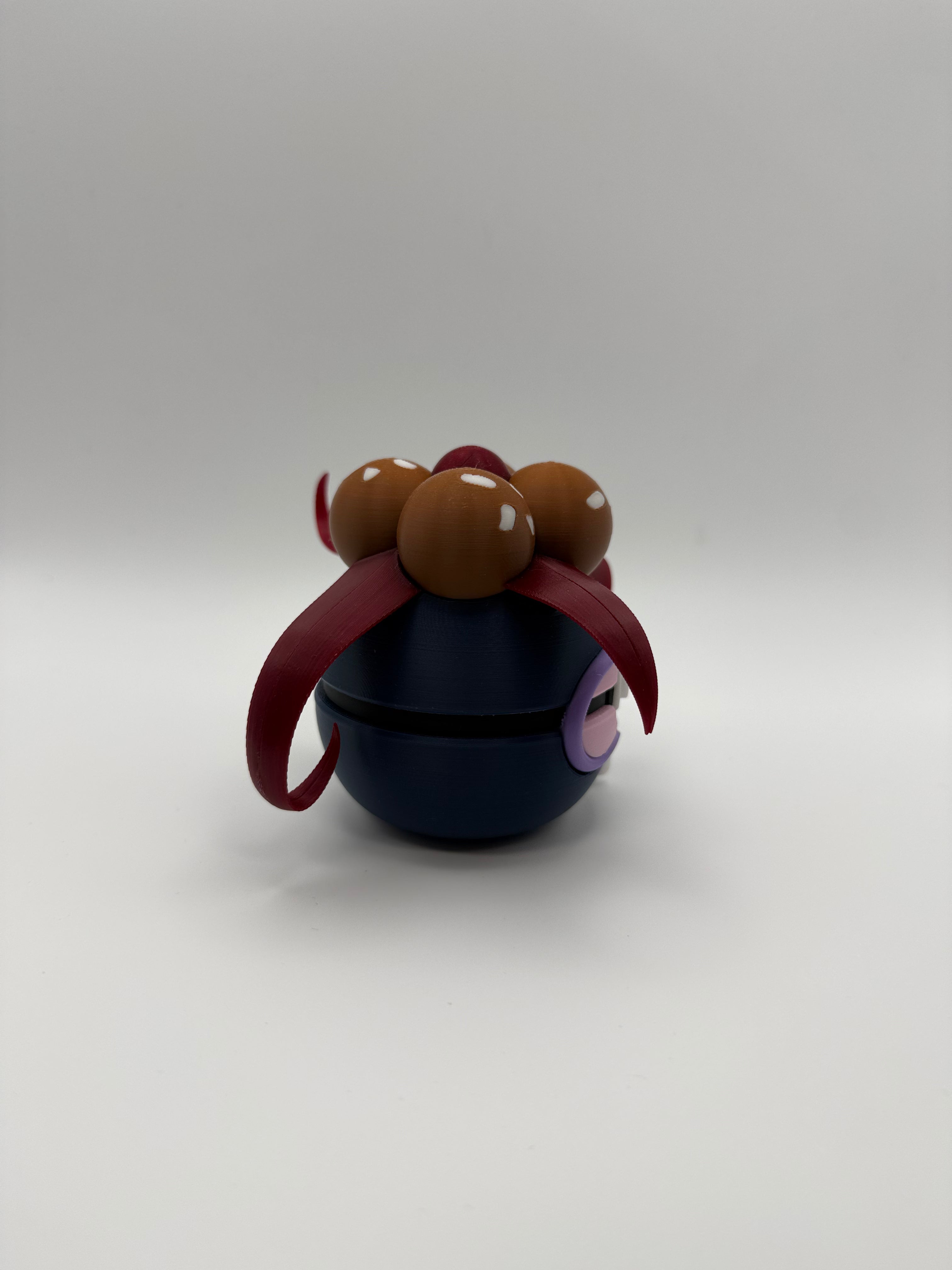 Gloom Pokeball