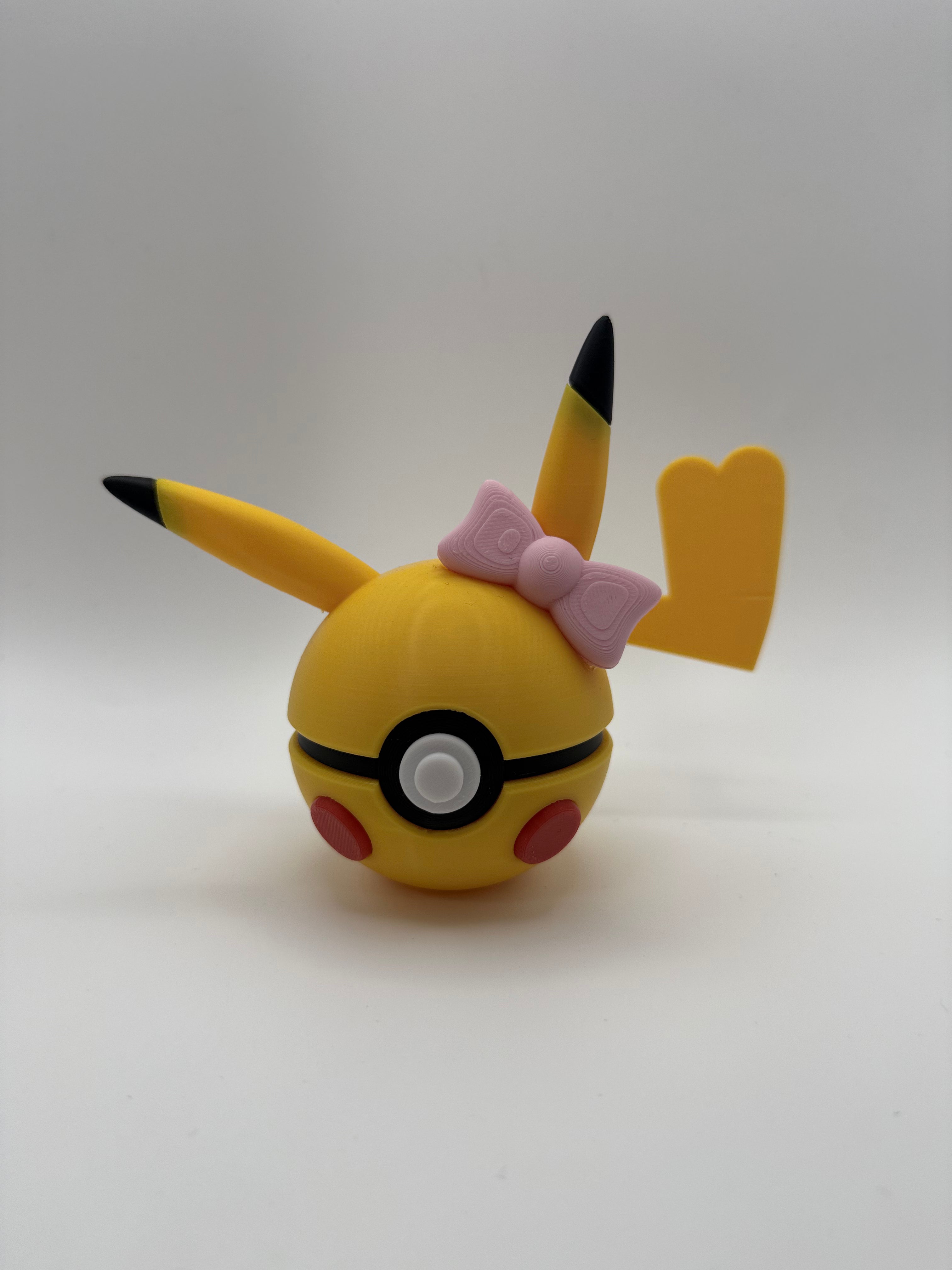 Lady Pikachu Pokeball