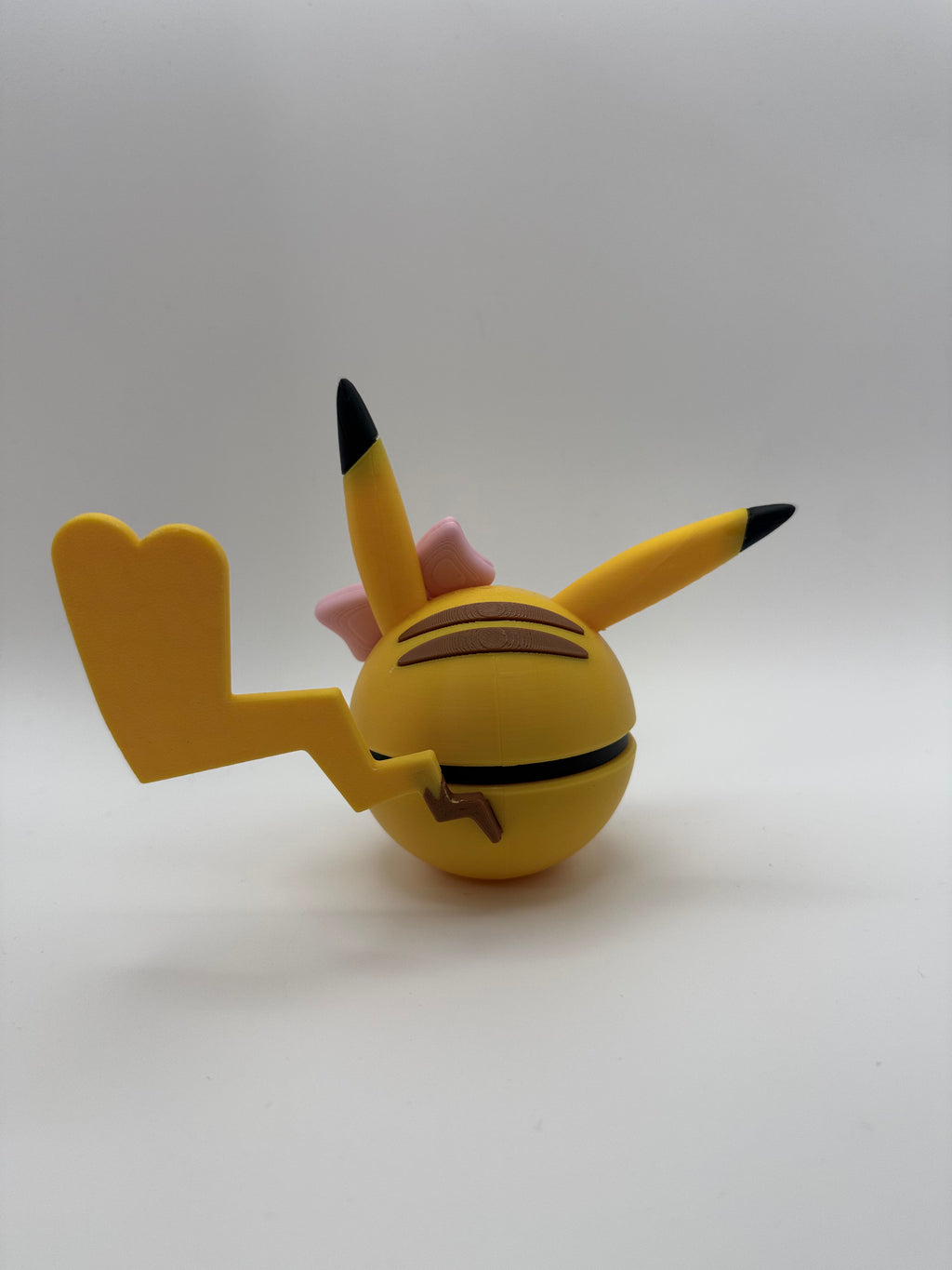 Lady Pikachu Pokeball