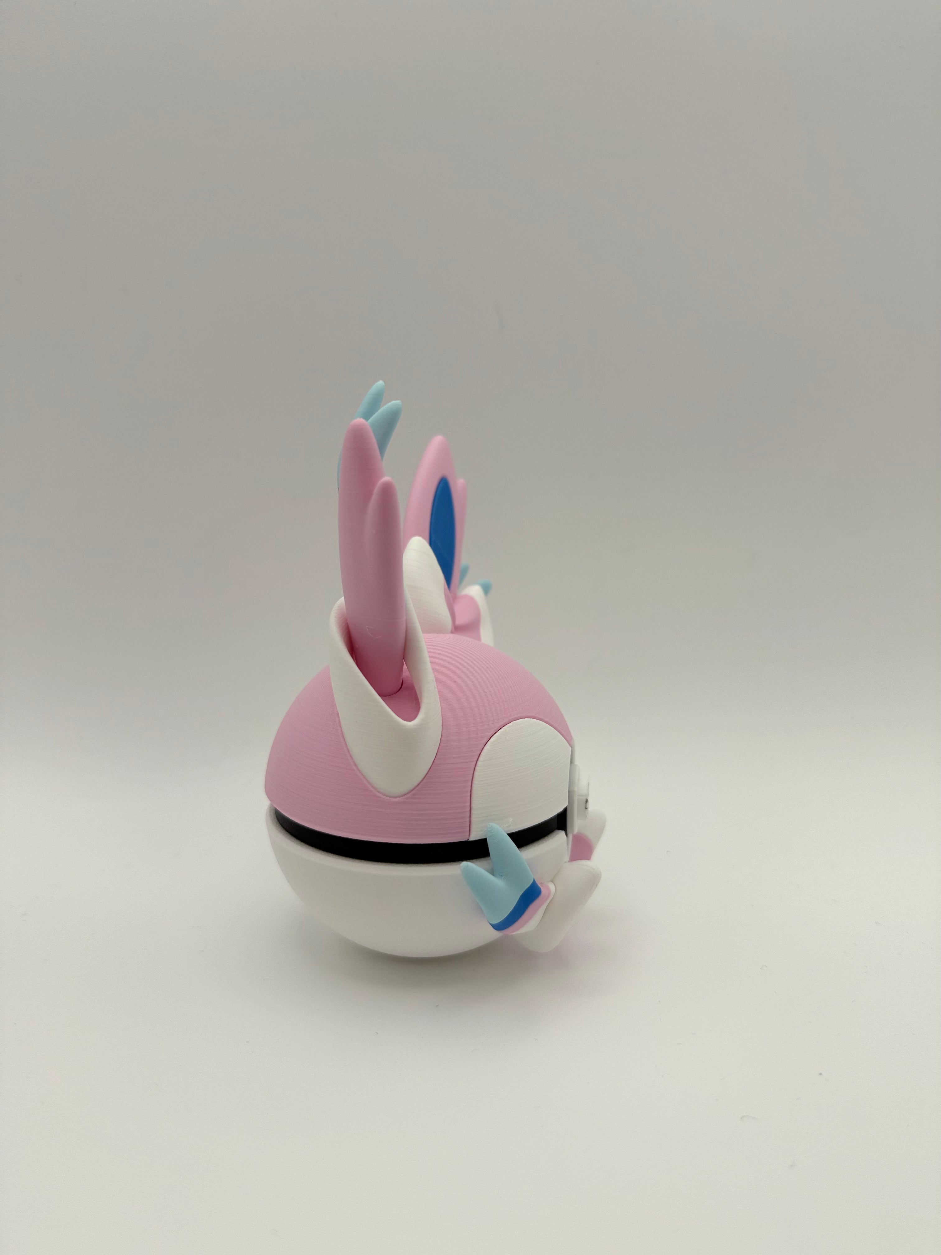 Sylveon Pokeball
