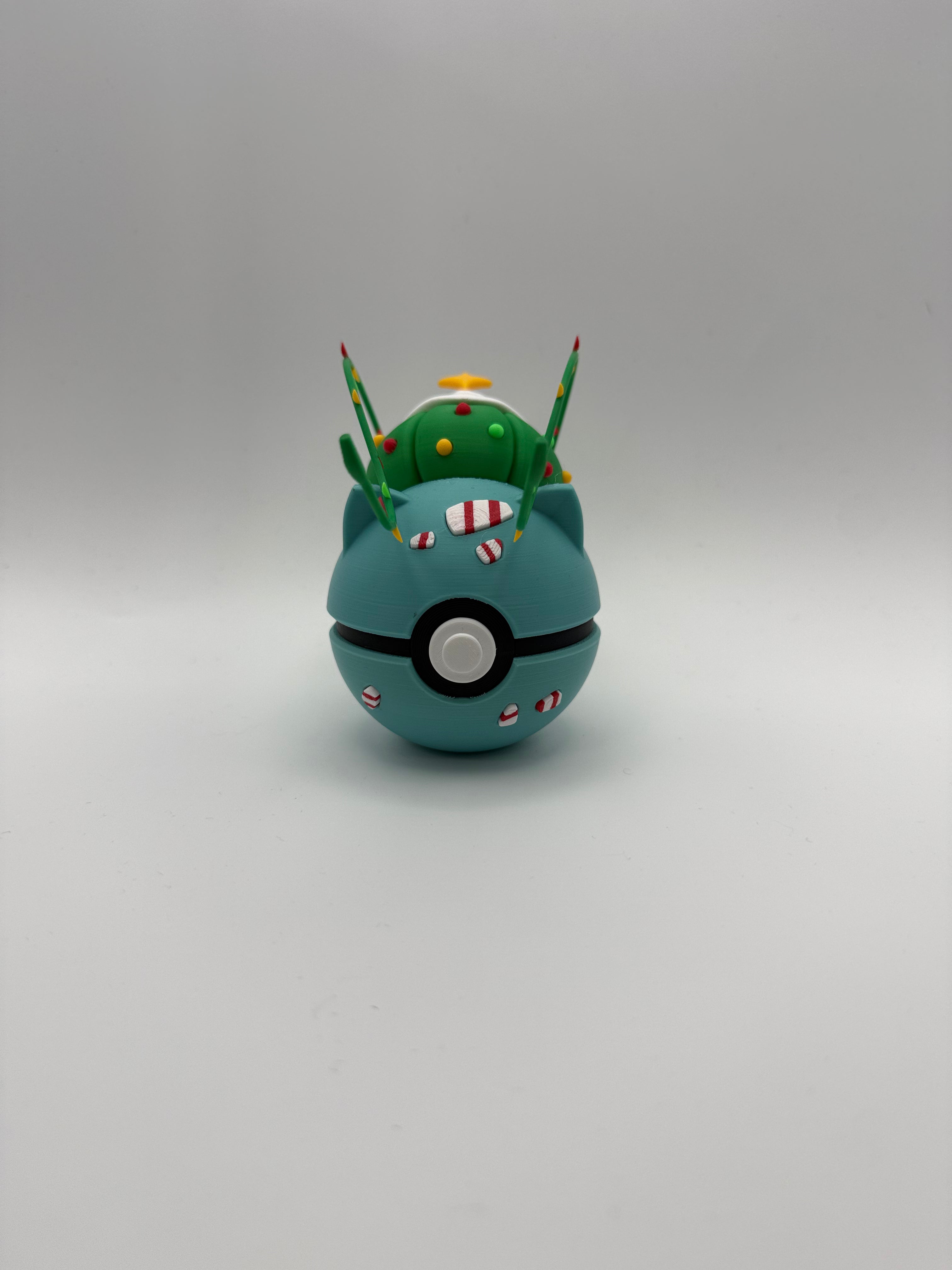 Christmas Bulbasaur Pokeball