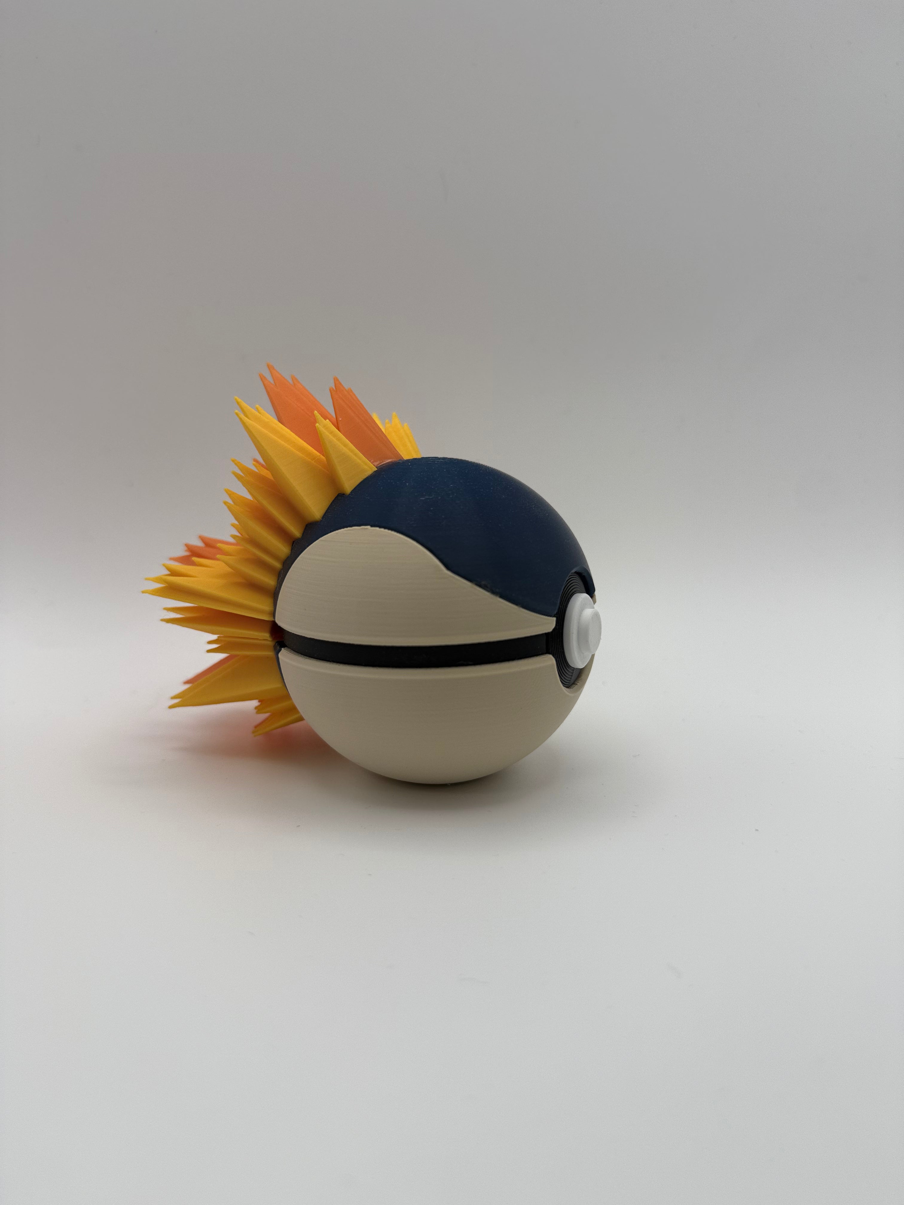 Cyndaquil Pokeball