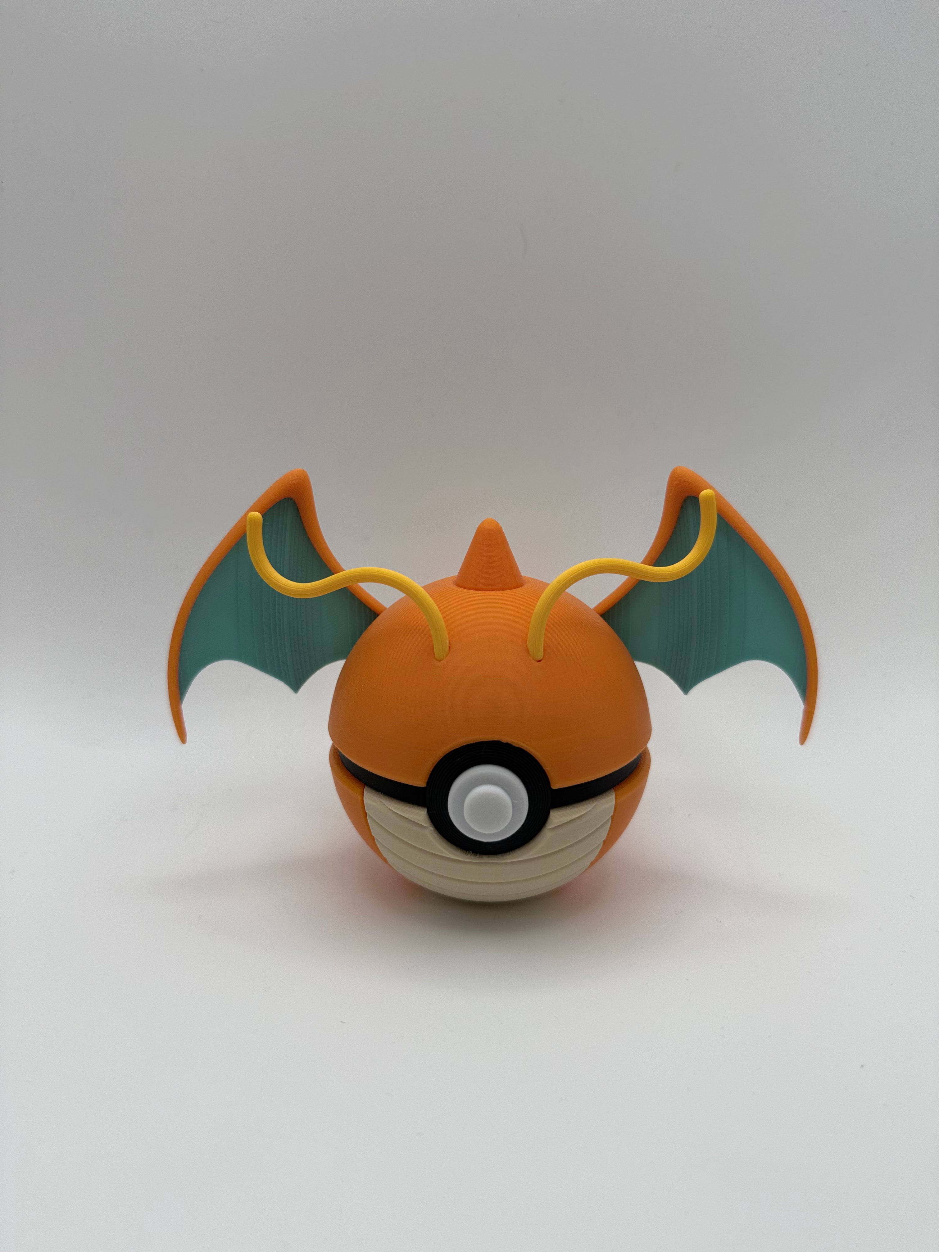 Dragonite Pokeball