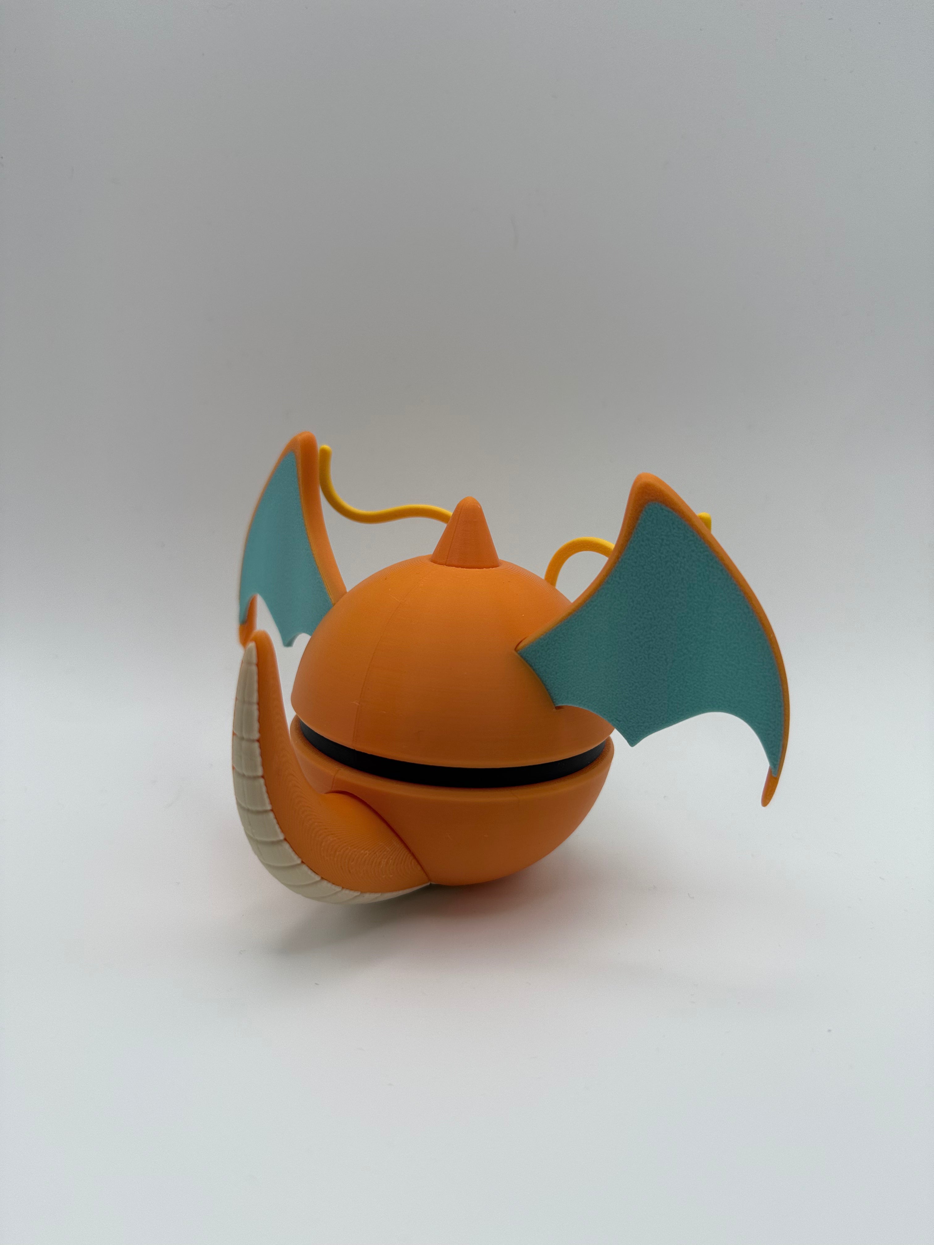 Dragonite Pokeball