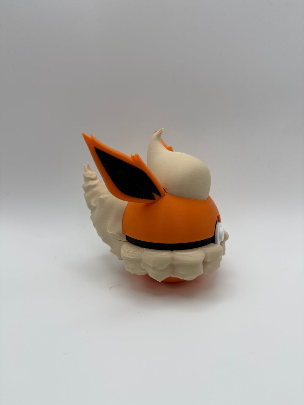 Flareon Pokeball