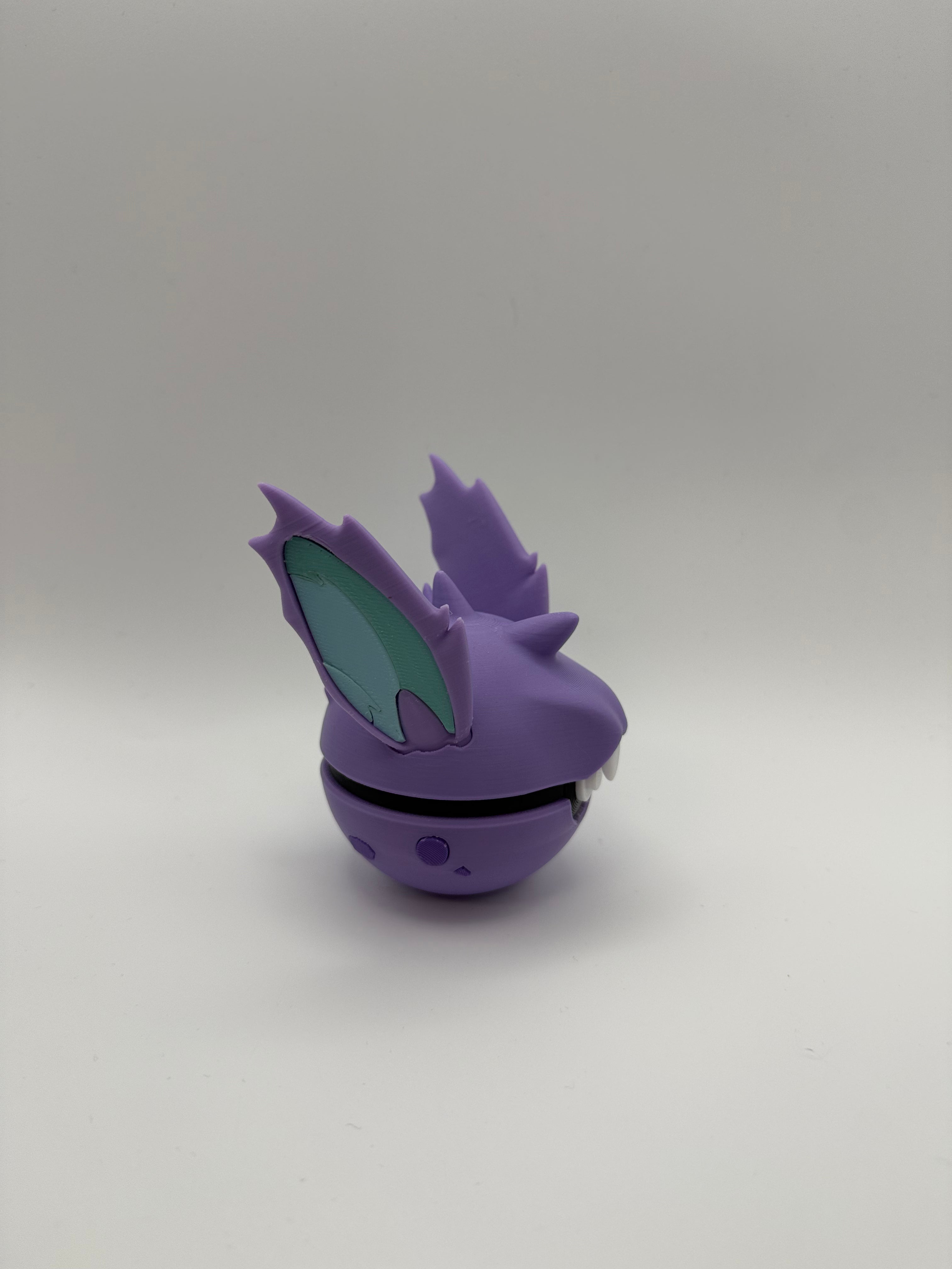 Nidoran Pokeball