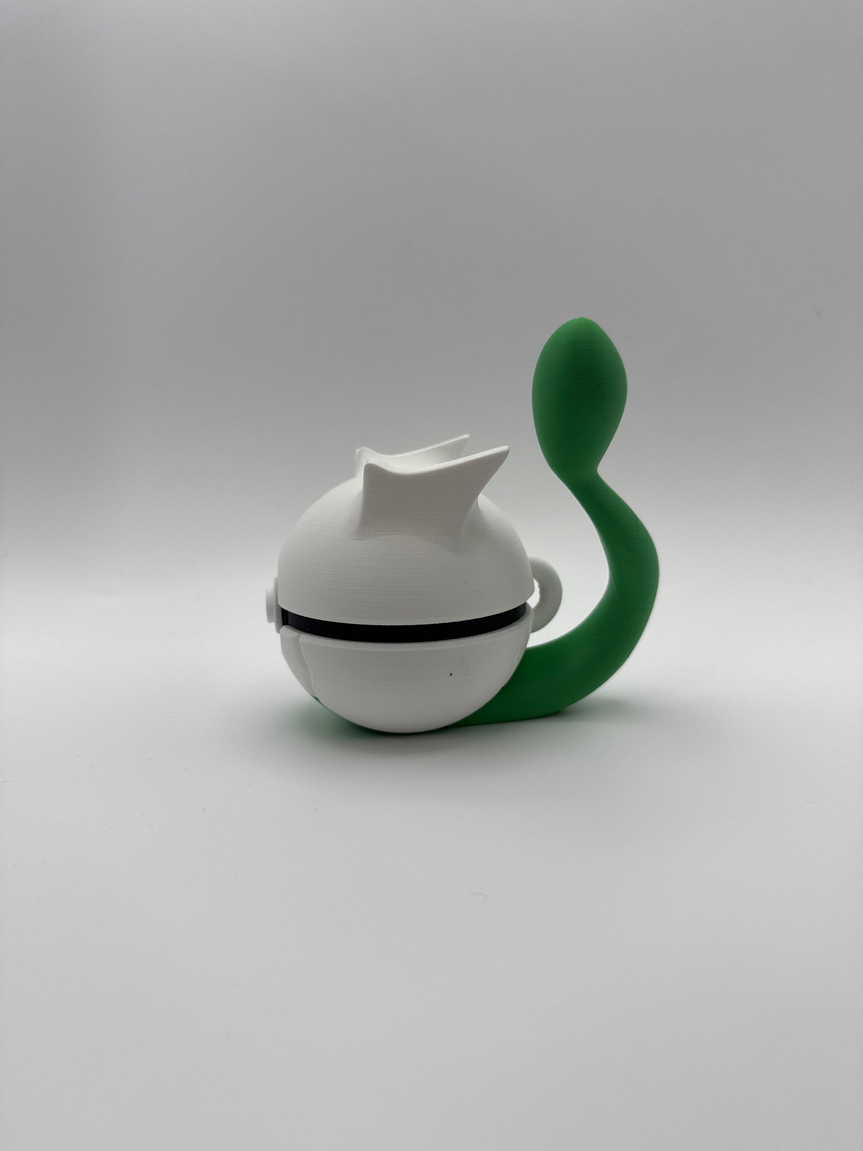 Shiny Mewtwo Pokeball