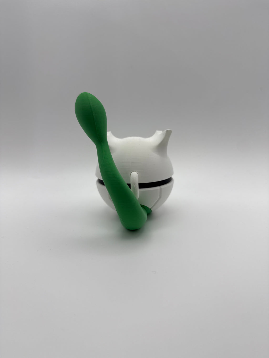 Shiny Mewtwo Pokeball