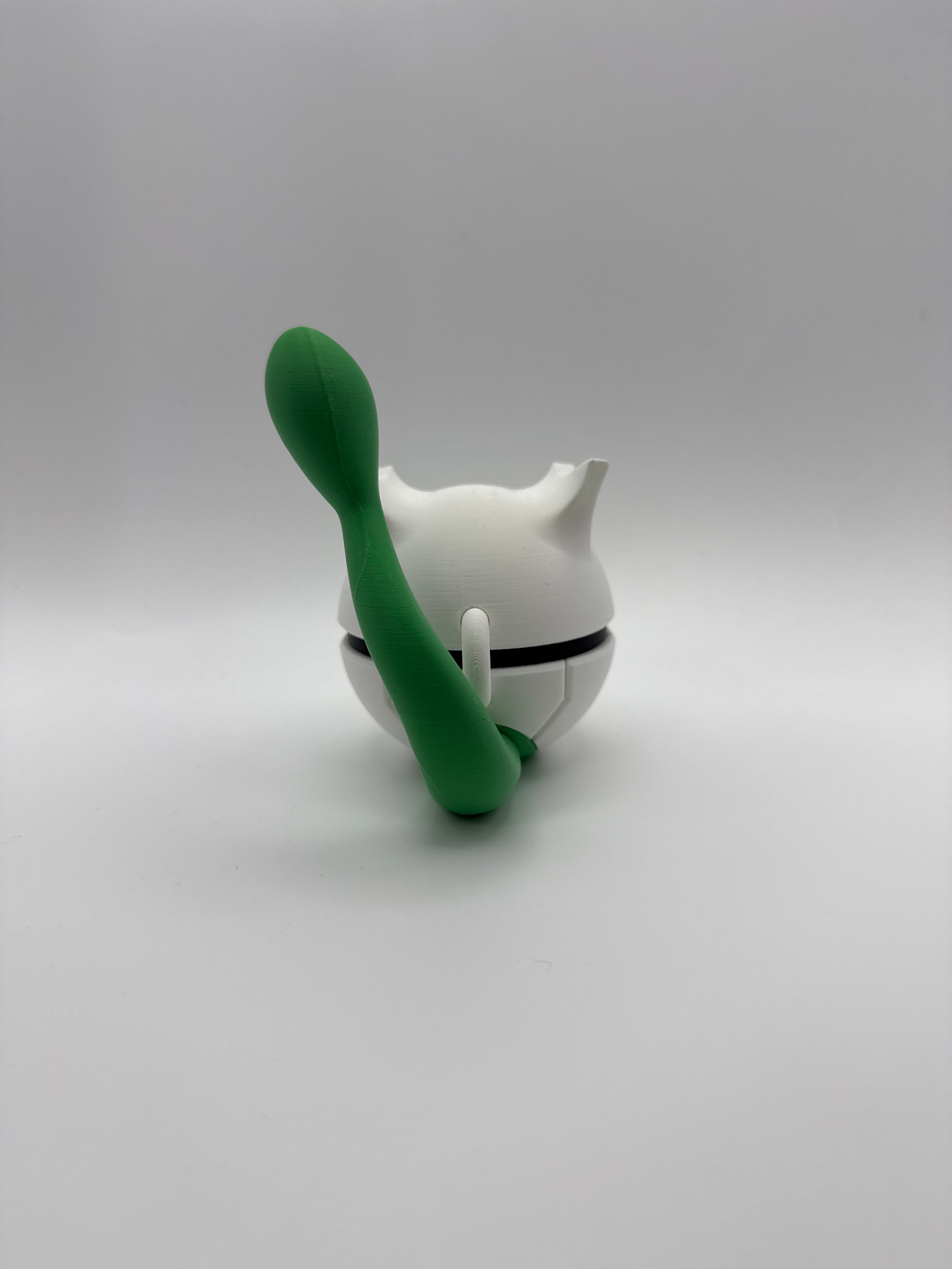 Shiny Mewtwo Pokeball